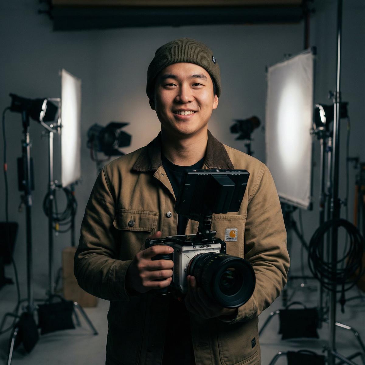 丝瓜视频首席摄影师王子轩